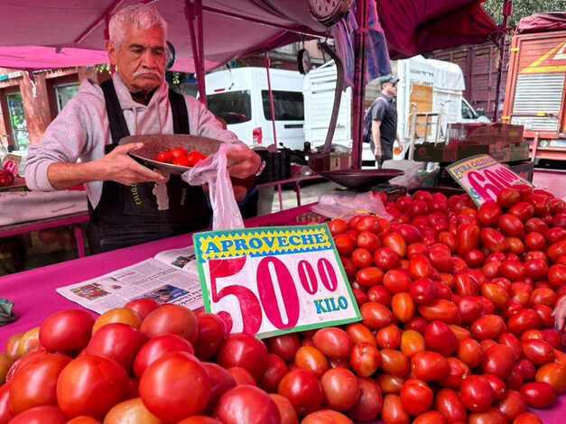 Inflación mantiene en alerta al Gobierno y al Banco de México: economista