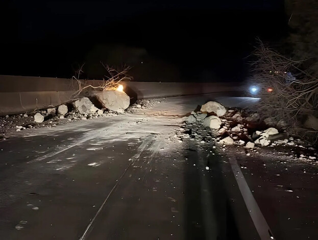 Informan afectaciones en la autopista Colima-Manzanillo tras sismo