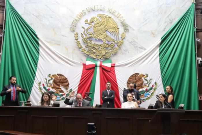 Infraccionarán a escuelas de Michoacán que vendan alimentos no saludables