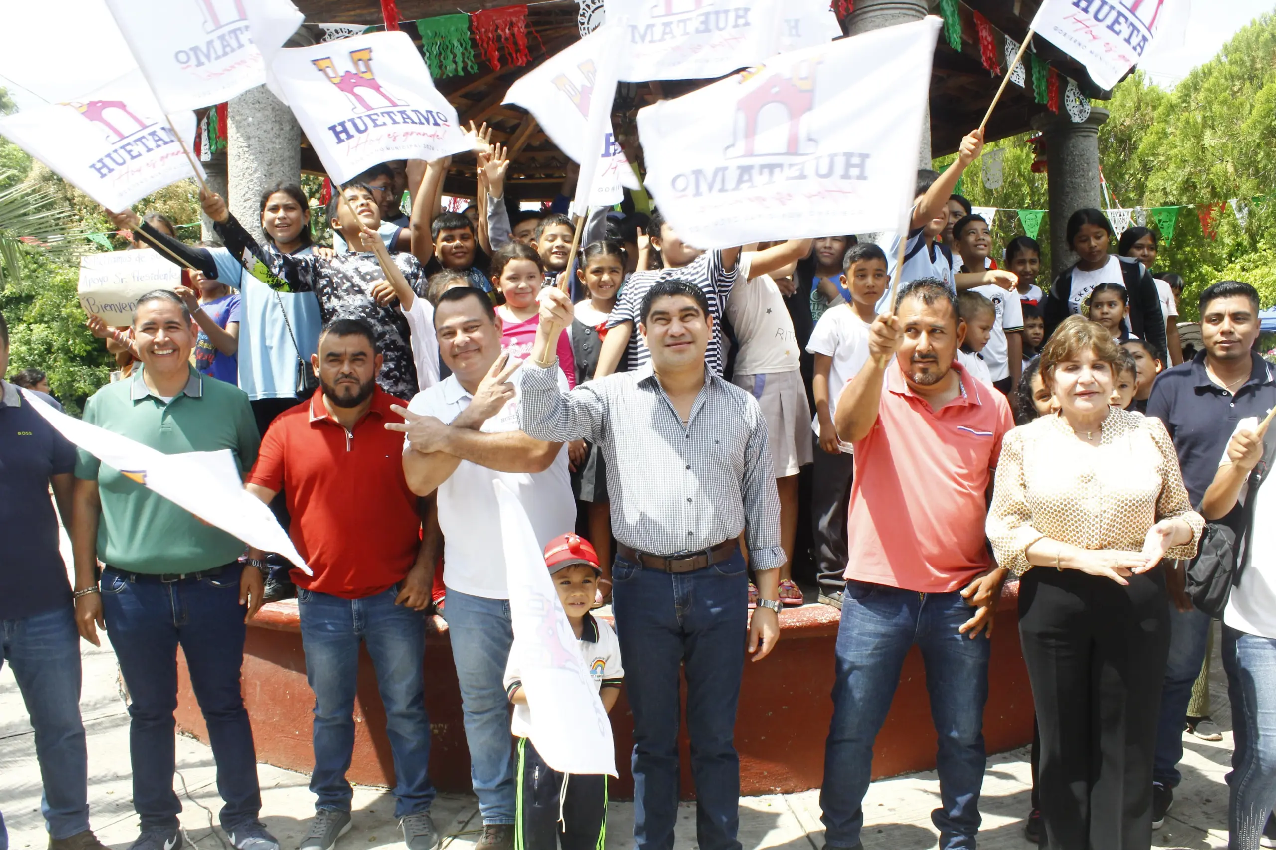 Inicia Pablo Varona el embellecimiento de las comunidades