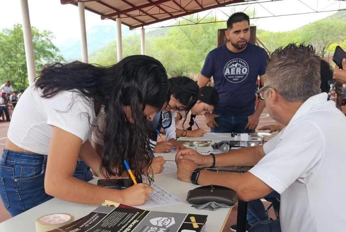 Inician este lunes asambleas informativas de la nueva Beca Gertrudis Bocanegra, dentro del Plan Michoacán