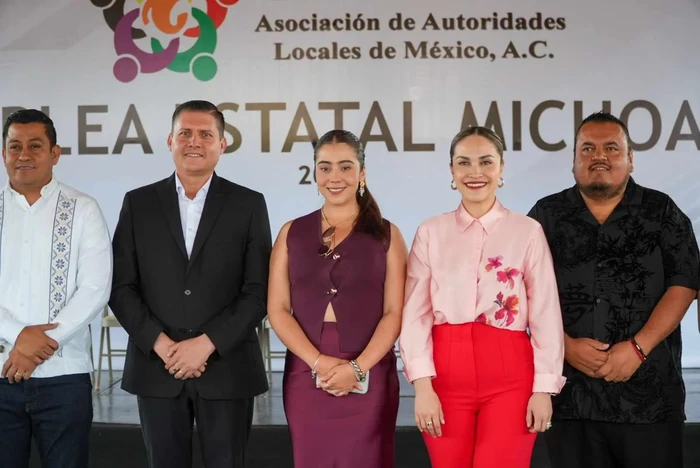 INSTA YOHANA MENDOZA A LOS ALCALDES PROGRESISTAS DE LA AALMAC A TRABAJAR COORDINADAMENTE POR EL POR EL DESARROLLO REGIONAL