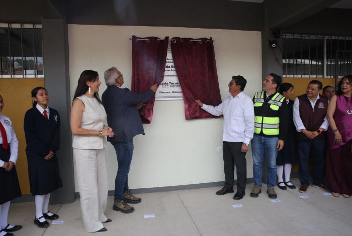 ¡Instalaciones dignas! Inaugura Bedolla Secundaria Técnica 167 en Pátzcuaro