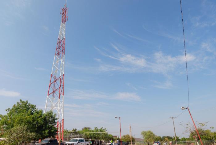 Instalan 27 torres de telefonía en la Siglo XXI para atender emergencias: Rogelio Zarazúa