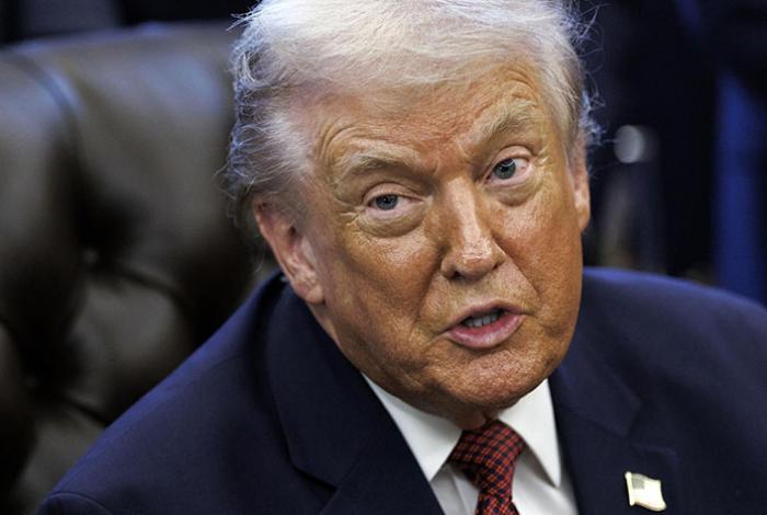 Instituciones venezolanas repudian la "aberrante amenaza" de Trump tras anuncio de bloqueo