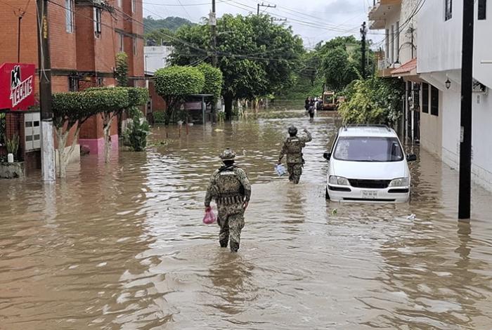 Intensas lluvias en Veracruz dejan un muerto y seis localidades afectadas