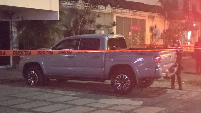 Intentan despojarlo de su camioneta y le disparan en el brazo