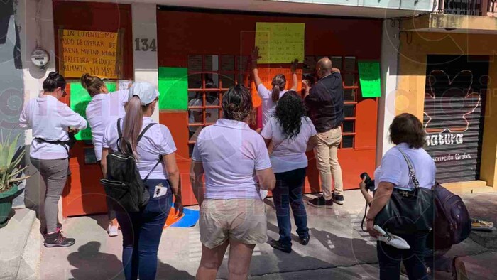 Invervienen autoridades educativas en toma de escuelas Virrey de Mendoza y Benito Juárez