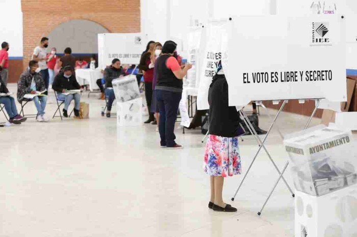 Inviable y sin asidero legal prohibir uso de celulares a la hora de votar