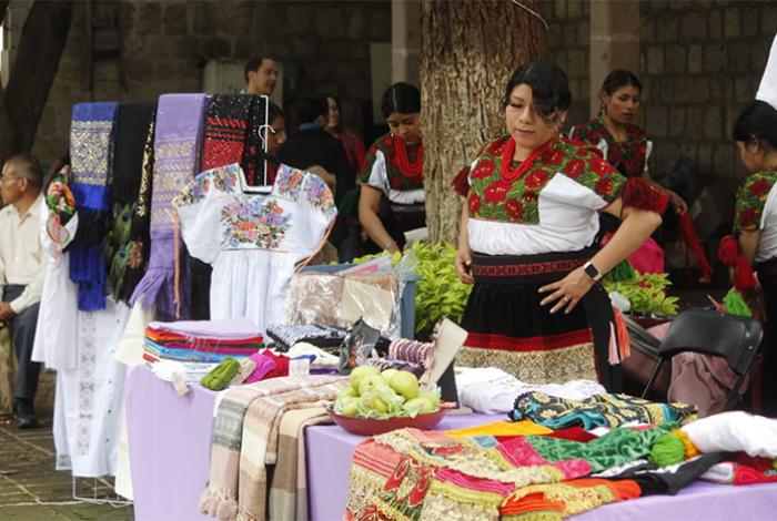 Invita Secum a la Muestra Textil Regional Lerma-Chapala en Morelia