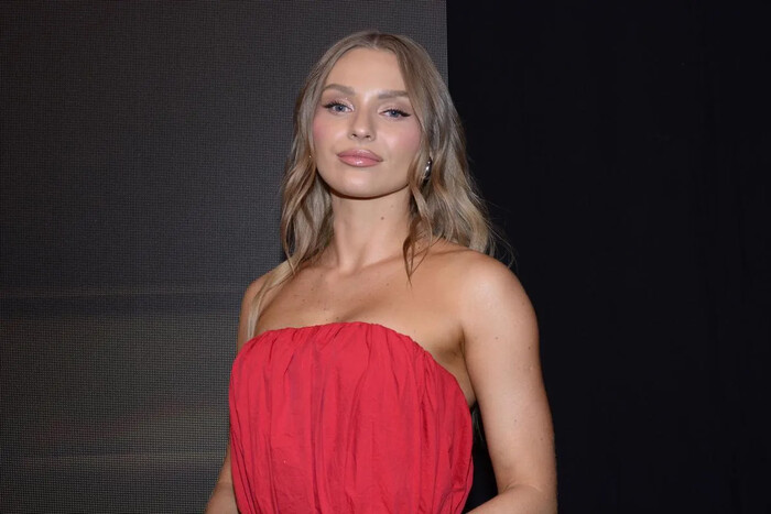 Irina Baeva se reserva comentarios tras revelaciones personales