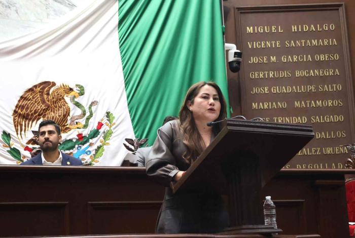 Jackie Avilés presenta iniciativa para fortalecer la protección y seguridad de las mujeres