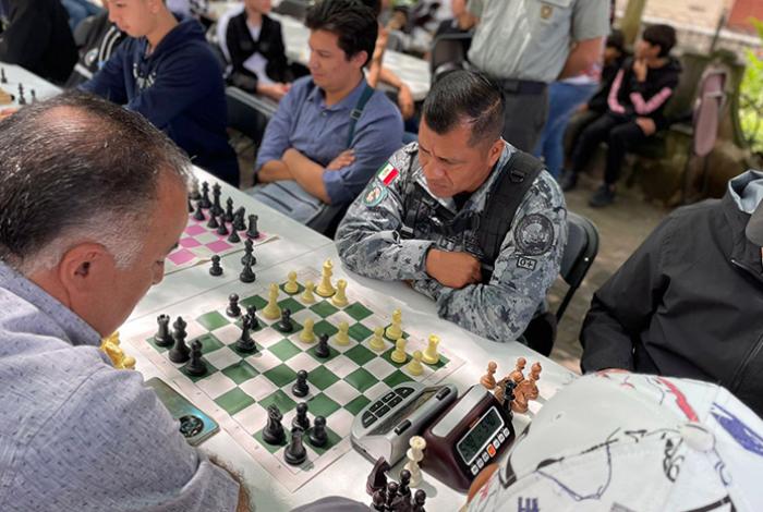 “Jaque mate a la violencia”: Guardia Nacional juega por la paz en el corazón de Morelia