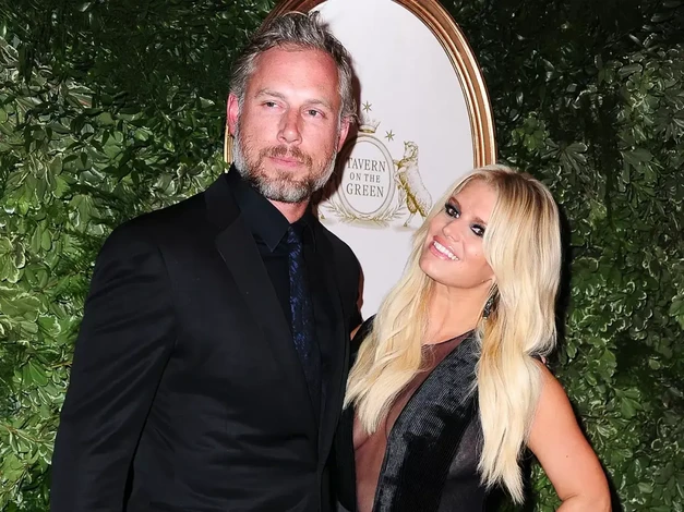 Jessica Simpson y Eric Johnson se divorcian tras 10 años de matrimonio