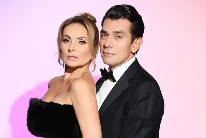 Jorge Salinas celebra 14 años de matrimonio con Elizabeth Álvarez