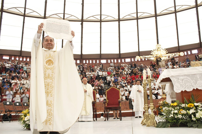 José Armando Álvarez Cano toma posesión como arzobispo coadjutor de la Arquidiócesis de Morelia