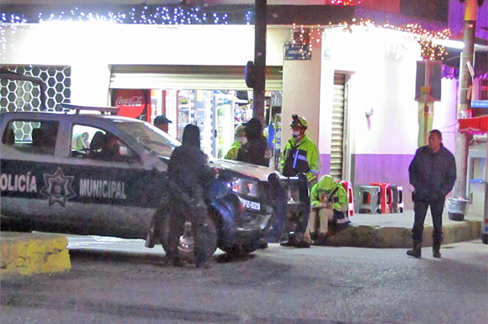 Joven es privado de la vida frente a una tienda de abarrotes en Zamora