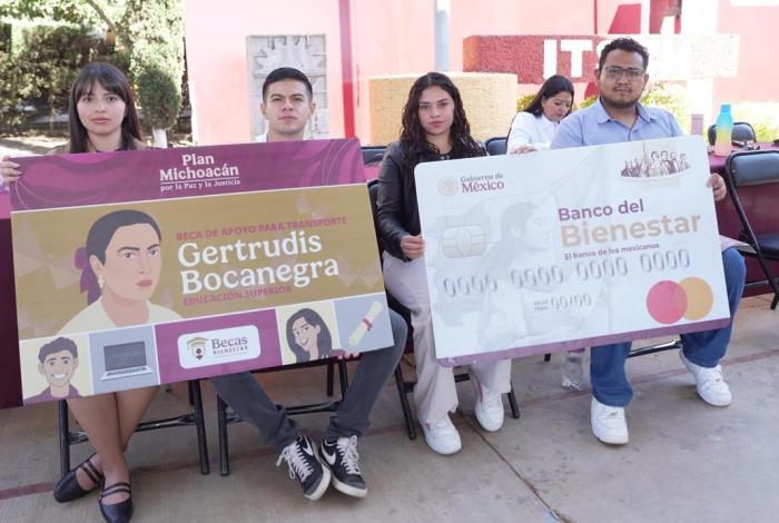 Jóvenes continuarán con apoyos educativos para el ciclo escolar 2026-2027