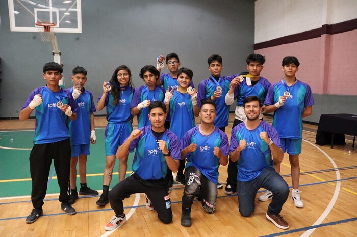 Jóvenes de Spot Morelia destacan en su primer torneo de artes marciales