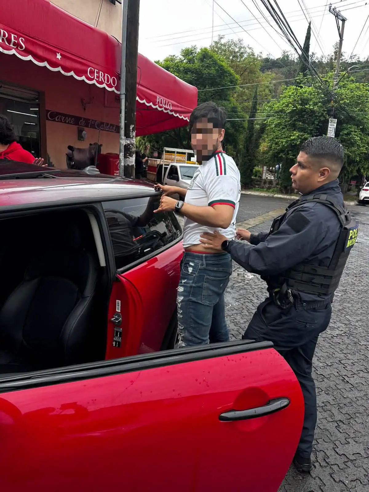 Jóvenes ebrios son detenidos por Policía Morelia