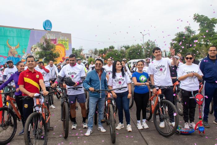 Jóvenes michoacanos corren contra las adicciones