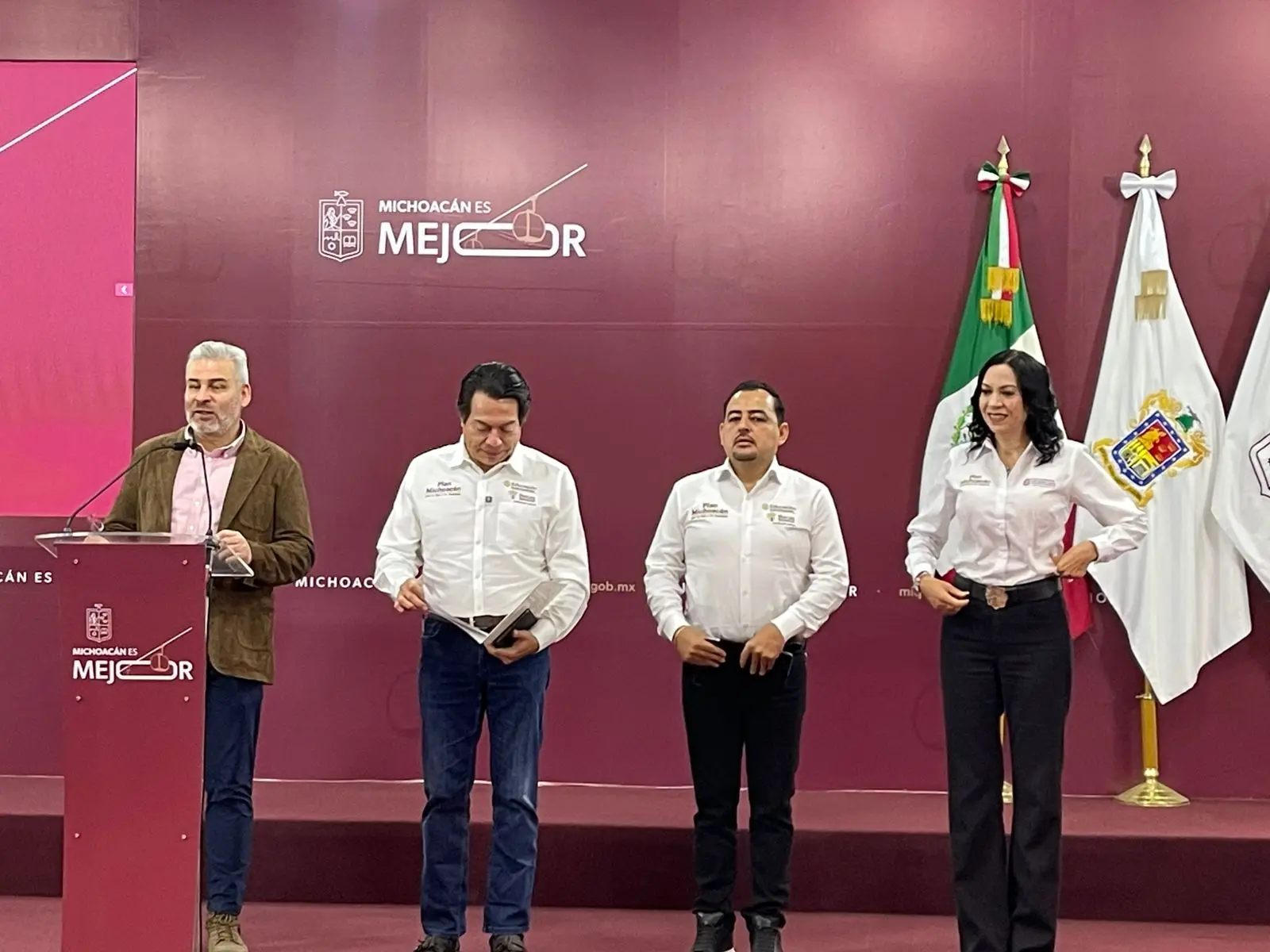 Jóvenes michoacanos recibirán apoyo económico a través de Becas del Bienestar