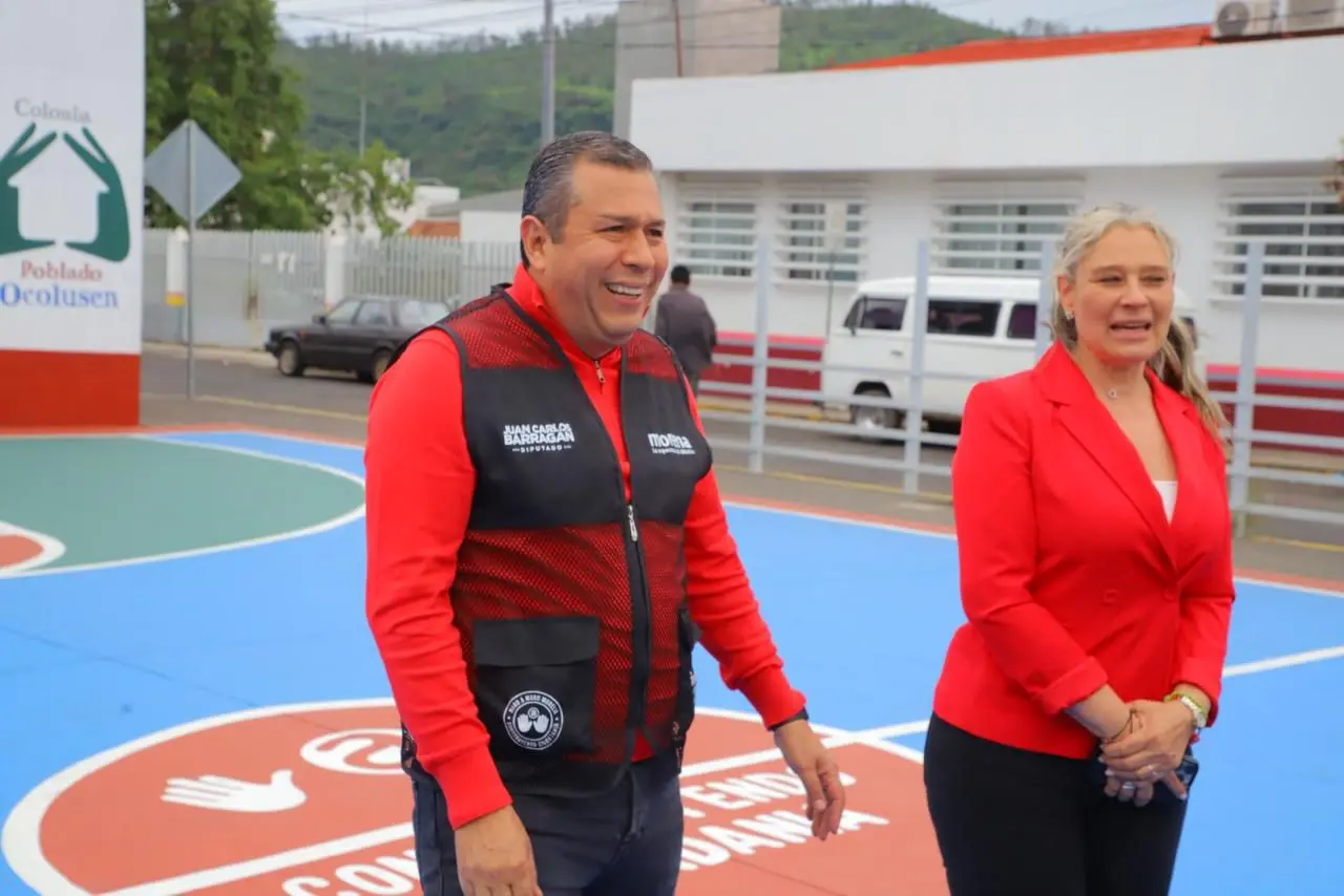 Juan Carlos Barragán continúa rescatando canchitas deportivas en Morelia