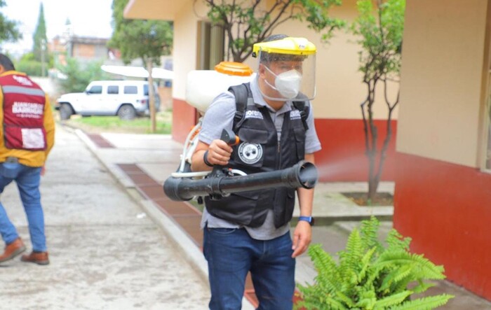 Juan Carlos Barragán Vélez continúa con ‘Échale una Mano contra el Dengue’