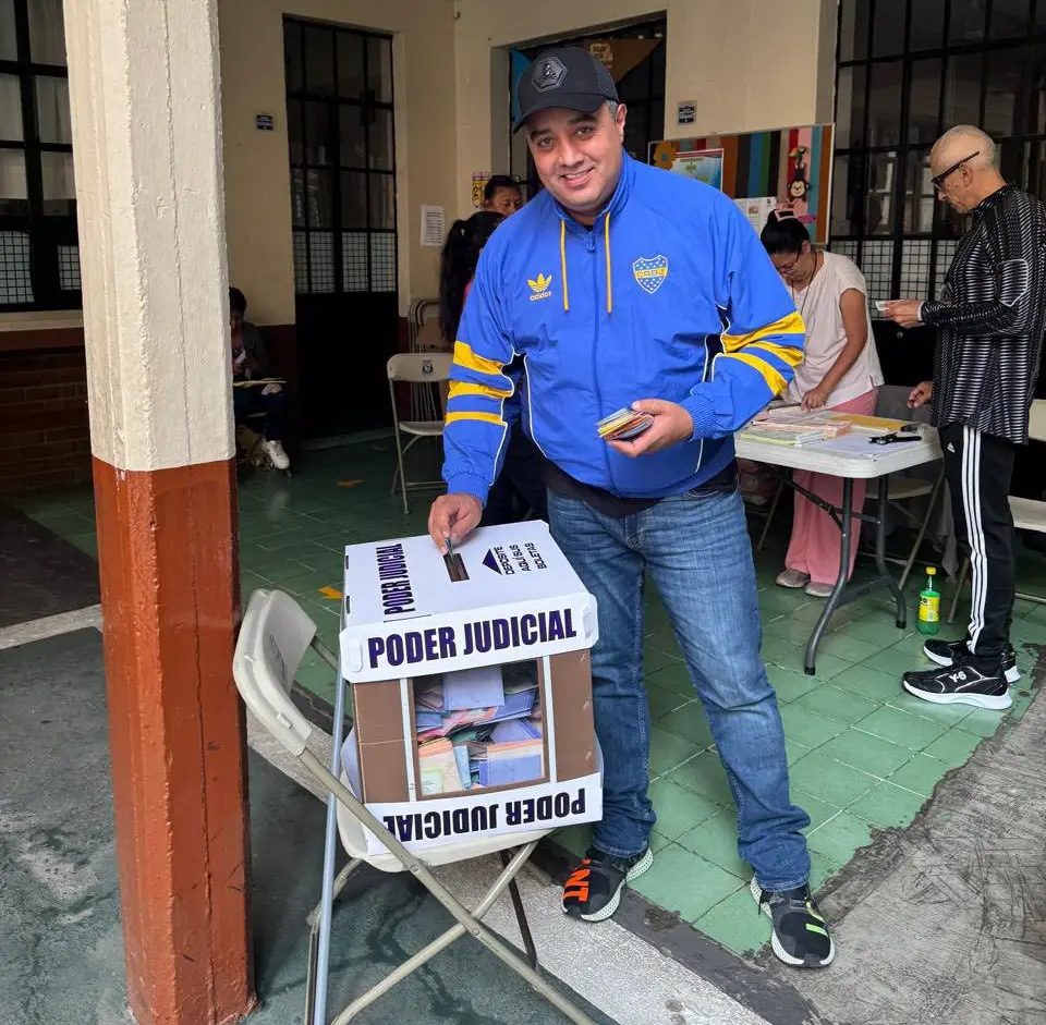 Juan Pablo Celis celebra jornada democrática ejemplar y destaca el inicio de un cambio profundo en el país