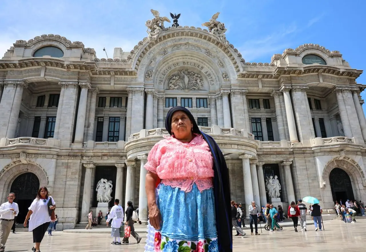 Juana Bravo pone en alto a Michoacán, recibe Premio Nacional de las Artes: Sectur