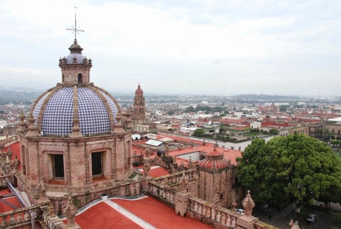 Jueves con frío de hasta -5°C, pero calor de 40°C, en Michoacán