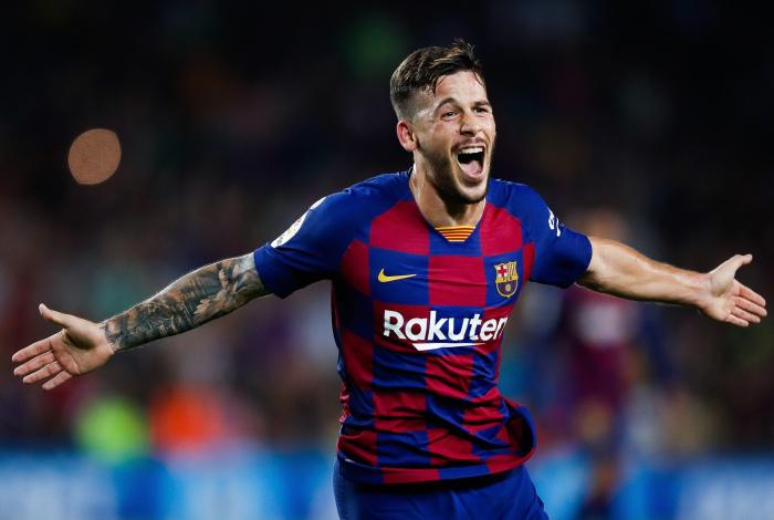 Jugador de fútbol español es mordido por un perro en sus genitales