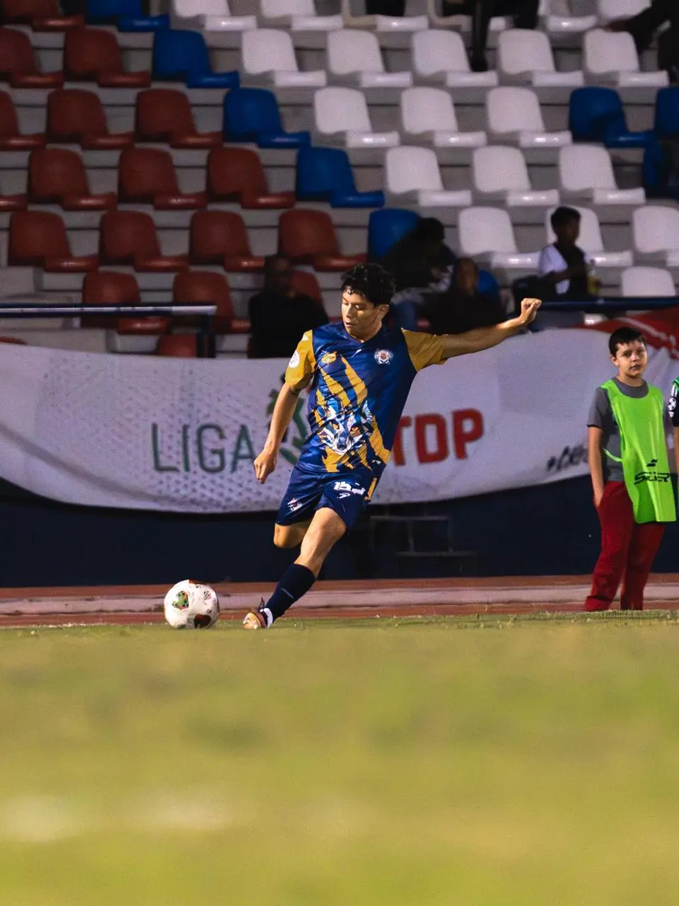 Jugadores y técnico nicolaitas son convocados al Torneo del Sol