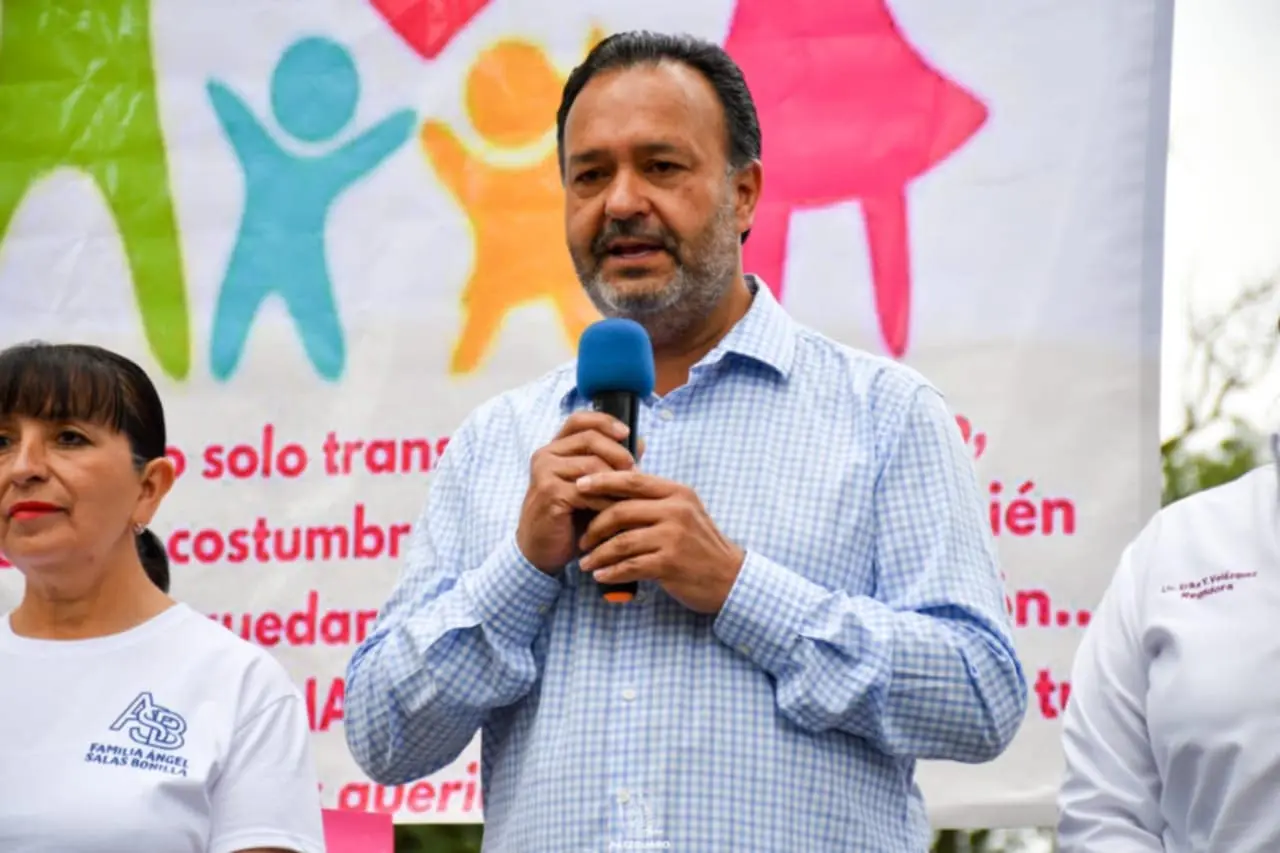 Julio Arreola celebra el Día de la Familia con actividades recreativas y mensaje de unión en Pátzcuaro