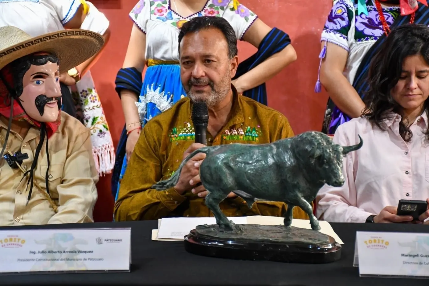 Julio Arreola impulsa el Carnaval Pátzcuaro 2026: Toritos, música y tradición