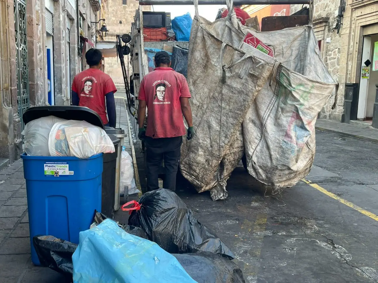 La basura le cambio la vida a Alejandro Díaz Gaspar