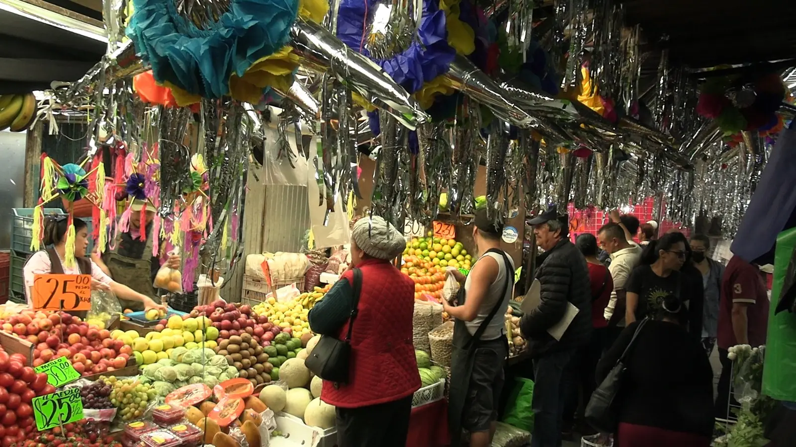 La magia de la navidad llega a los mercados de Morelia