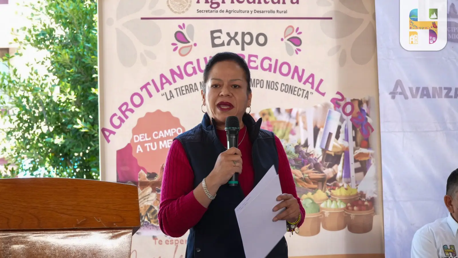 La Presidenta Municipal de Hidalgo, inauguró laPrimer Expo Agrotianguis Regional 2025 “La Tierra Nos Une, El Campo Nos Conecta”.