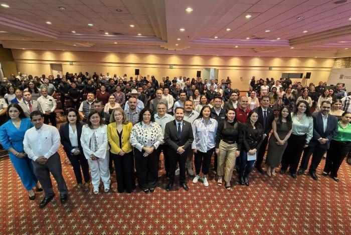 La Senadora por Michoacán, Celeste Ascencio llama a fortalecer la protección de personas defensoras de derechos humanos y de periodistas