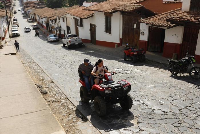 "La tranquilidad vuelve a Tapalpa", dice el alcalde del Pueblo Mágico donde murió El Mencho