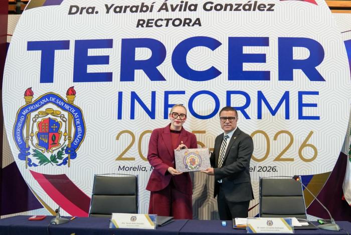 La Universidad Michoacana está firme, con rumbo y futuro sustentable: Yarabí Ávila