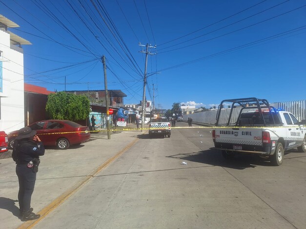 Le dieron de tiros cuando estaba en un puesto de tacos, en Uruapan