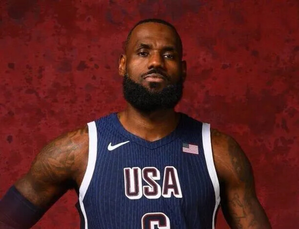 LeBron James será el abanderado de EU para los Juegos Olímpicos de París 2024