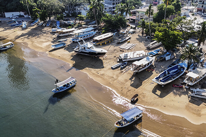 Lenta recuperación de Acapulco afecta el turismo náutico en la mejor temporada