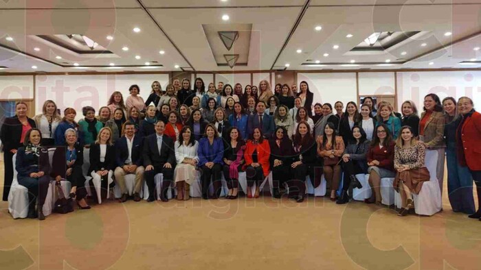 Líderes empresarias de Michoacán signan iniciativas de equidad con legisladores locales