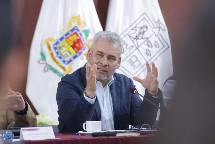 Llama Bedolla a ayuntamientos a impedir venta de pirotecnia