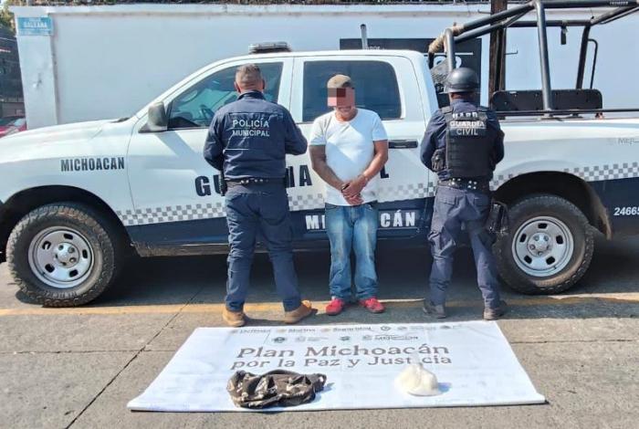 Lo capturan con casi un kilogramo de “cristal”, en Taretan