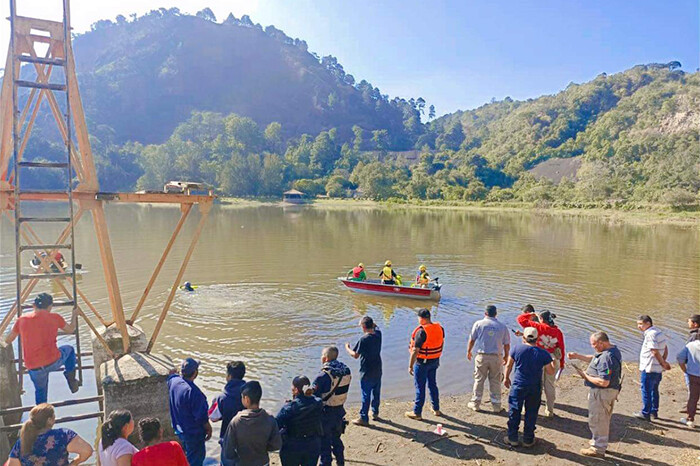 Localizan a joven ahogado en laguna de Tacámbaro