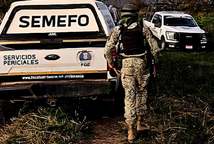 Localizan a un hombre asesinado en brecha de Apatzingán