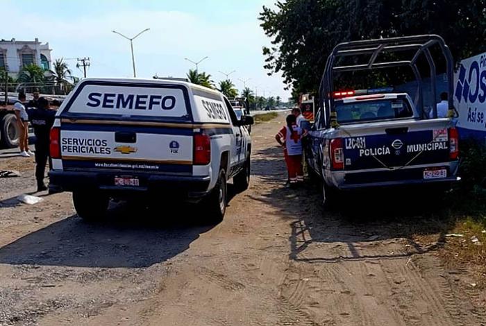 Localizan cadáver con huellas de violencia cerca de base de la Policía Municipal de Lázaro Cárdenas